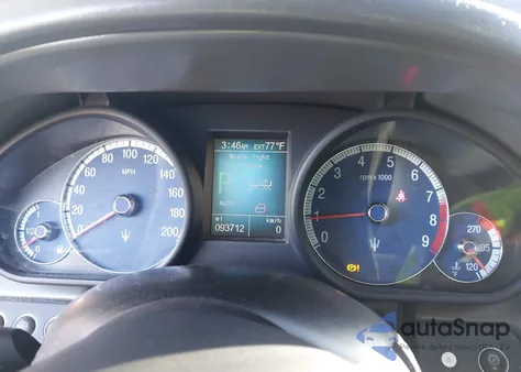 2007 Maserati Quattroporte Base Automatic/Executive Gt Automatic/Sport Gt Automatic from USA, damaged, VIN ZAMFE39A370031662